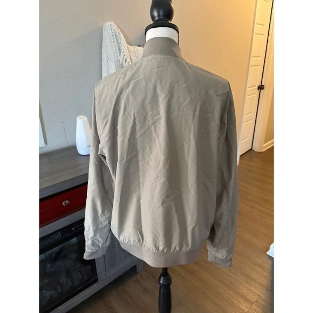 H&M womens medium zip up‎ jacket